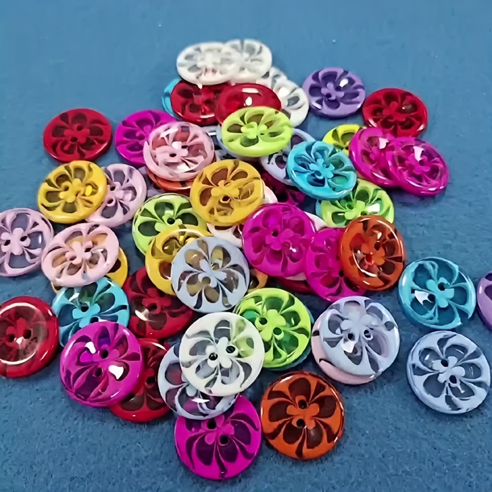 200pcs Flower Buttons for Sewing, 13mm Colorful Flower Shaped Button 2  Holes Flower Buttons for Crafts Candy Colors Plastic Craft Button
