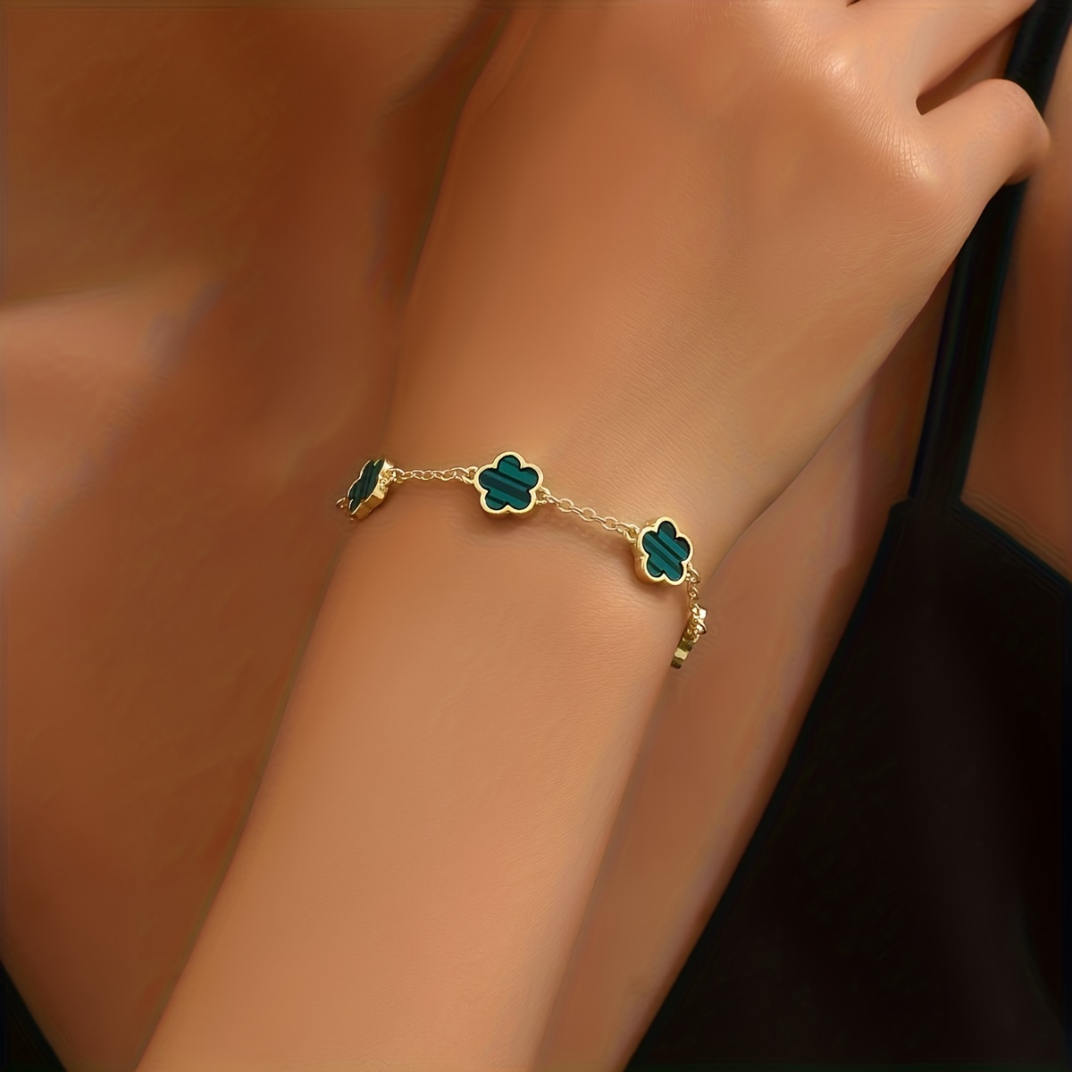 Mini Flower Thin Chain Bracelet Elegant Hand Chain Jewelry - Temu 
