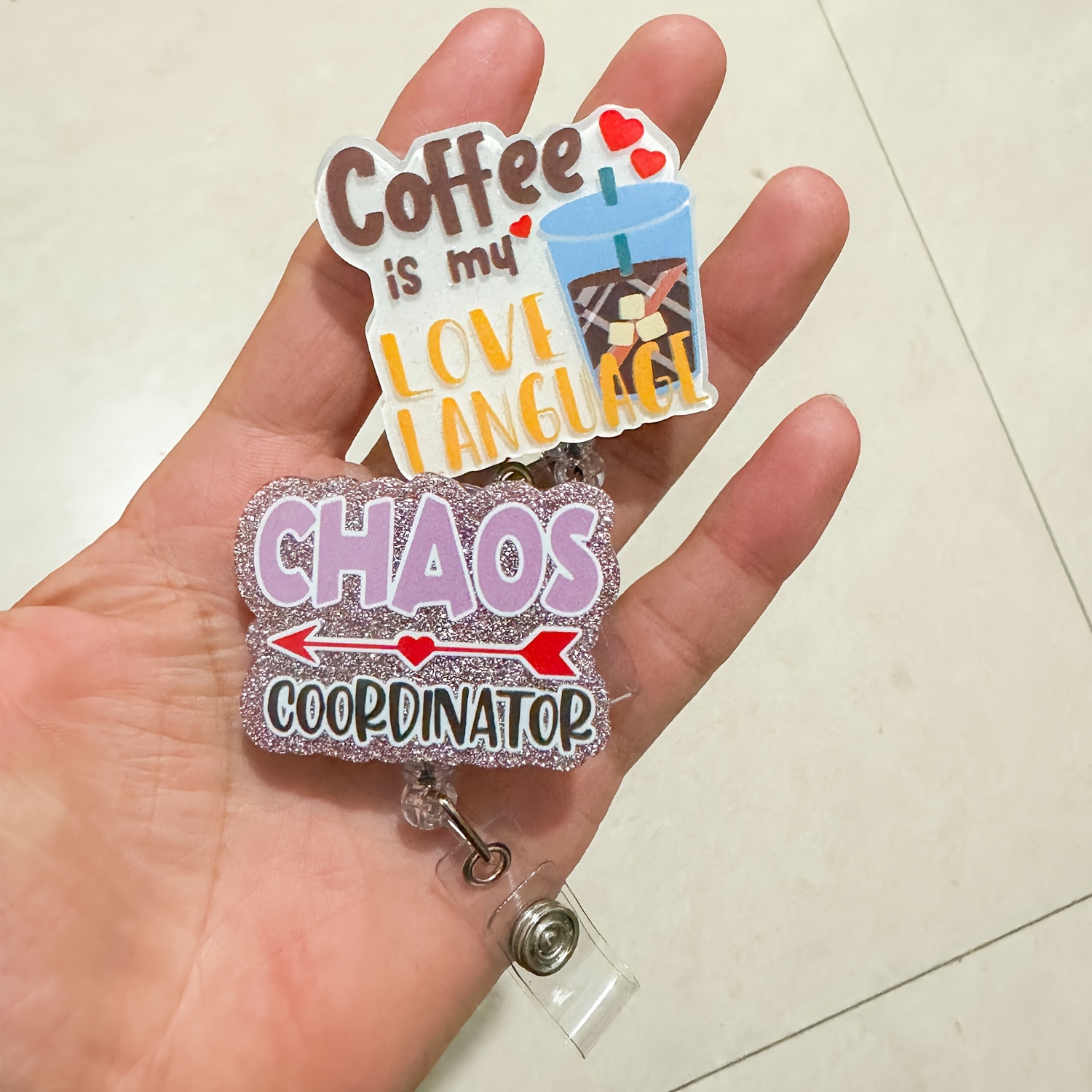 Coffee Badge Reel Keychain Pour Hommes, Rétractable Et Facile À Utiliser  Pour Les Cartes De Travail Et Les Badges Didentification, Livraison  Gratuite Sur Les Articles Expédiés Depuis Temu