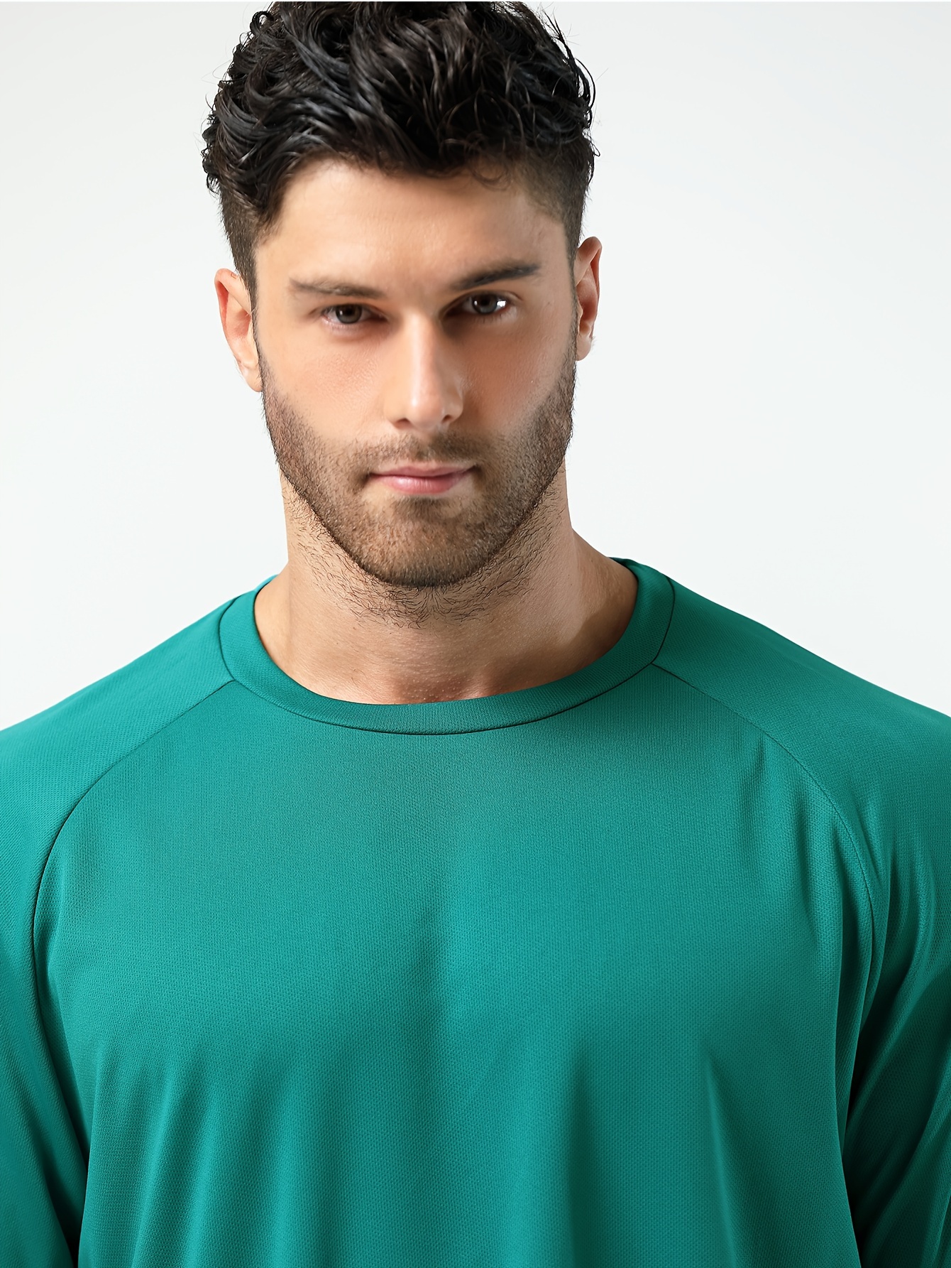 Plus Size Men's Solid T-shirt, Casual Comfy Crew Neck Short Sleeve Tee For Summer Outdoor, Men's Clothing