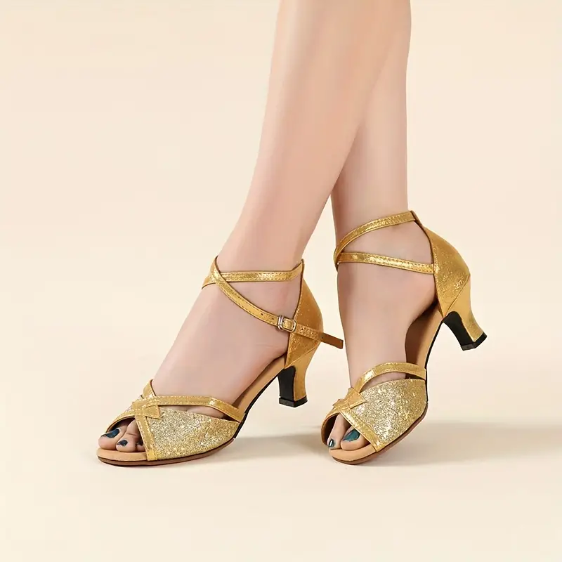 Zapatos de baile latino dorados suaves y cómodos para mujeres - ¡Perfectos  para bailar!