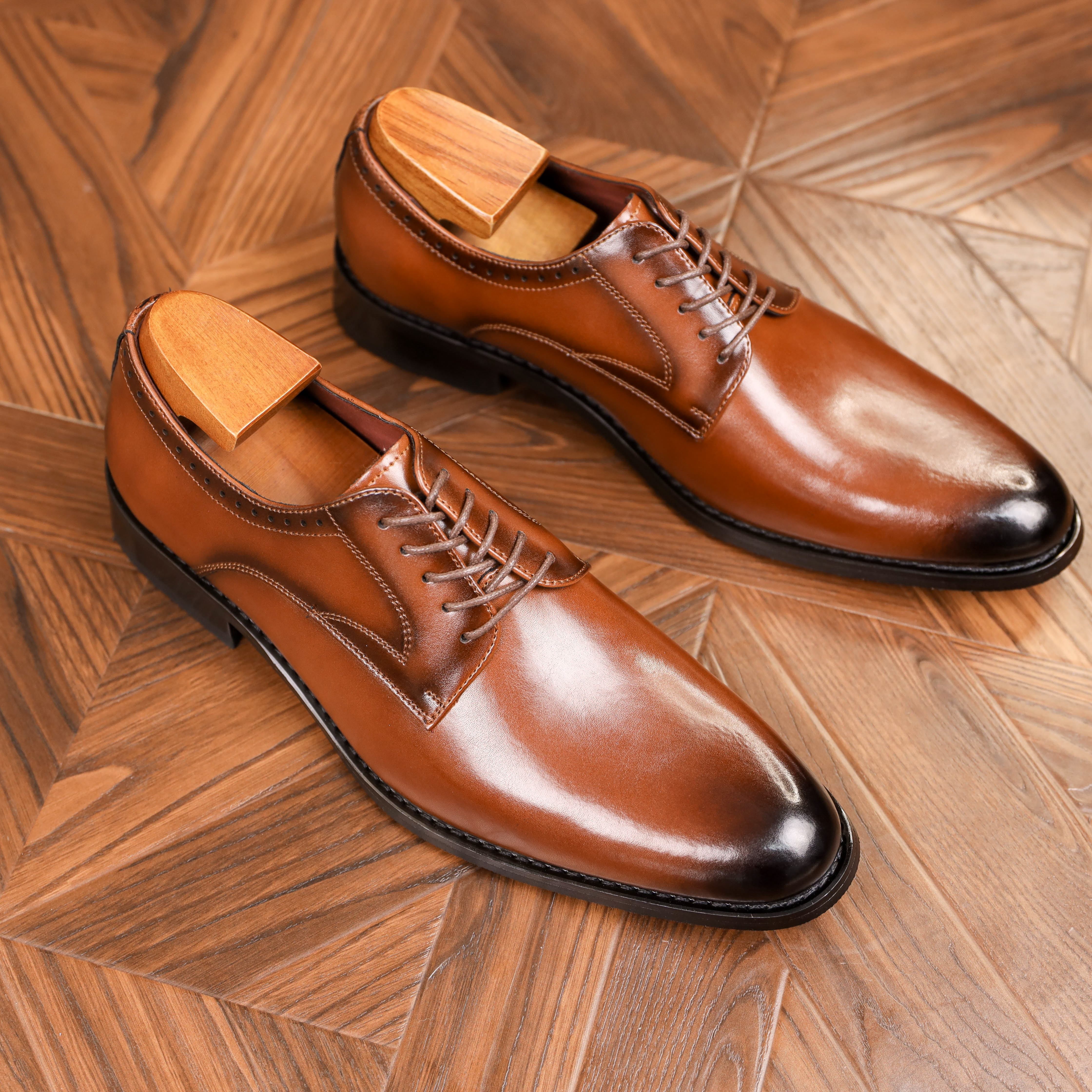 Split Toe in Light Brown  Dress shoes men, Classic shoes, Dress shoes