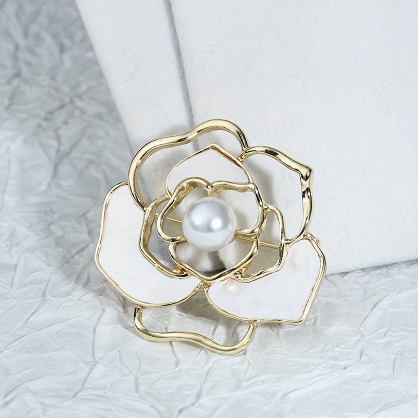Flower Camellia Faux Pearl Elegant Brooches Pins Corsage Scarf