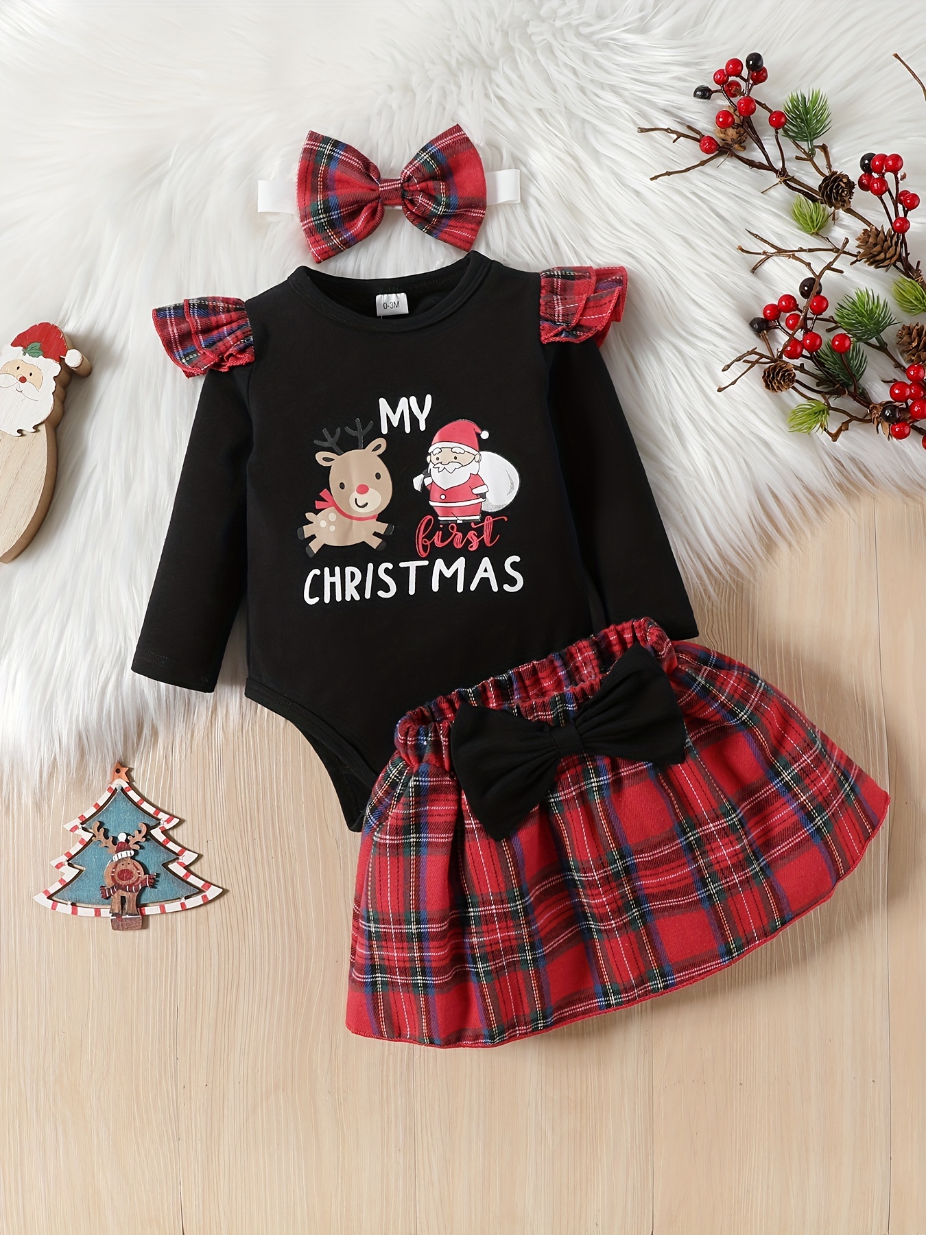 2pcs Girl's Trendy Christmas Outfit, Hoodie & Plaid Pattern Sundress Set,  MERRY CHRISTMAS Print Kid's Clothes For Spring Autumn