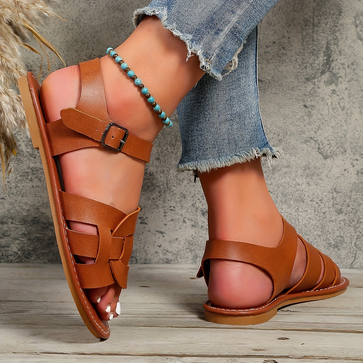 New Trend Flats Women Casual Slippers Clip-toe Designer Sandals Summer 2023  Fad Beach Shoes Slingback Flip-flops Women Slides
