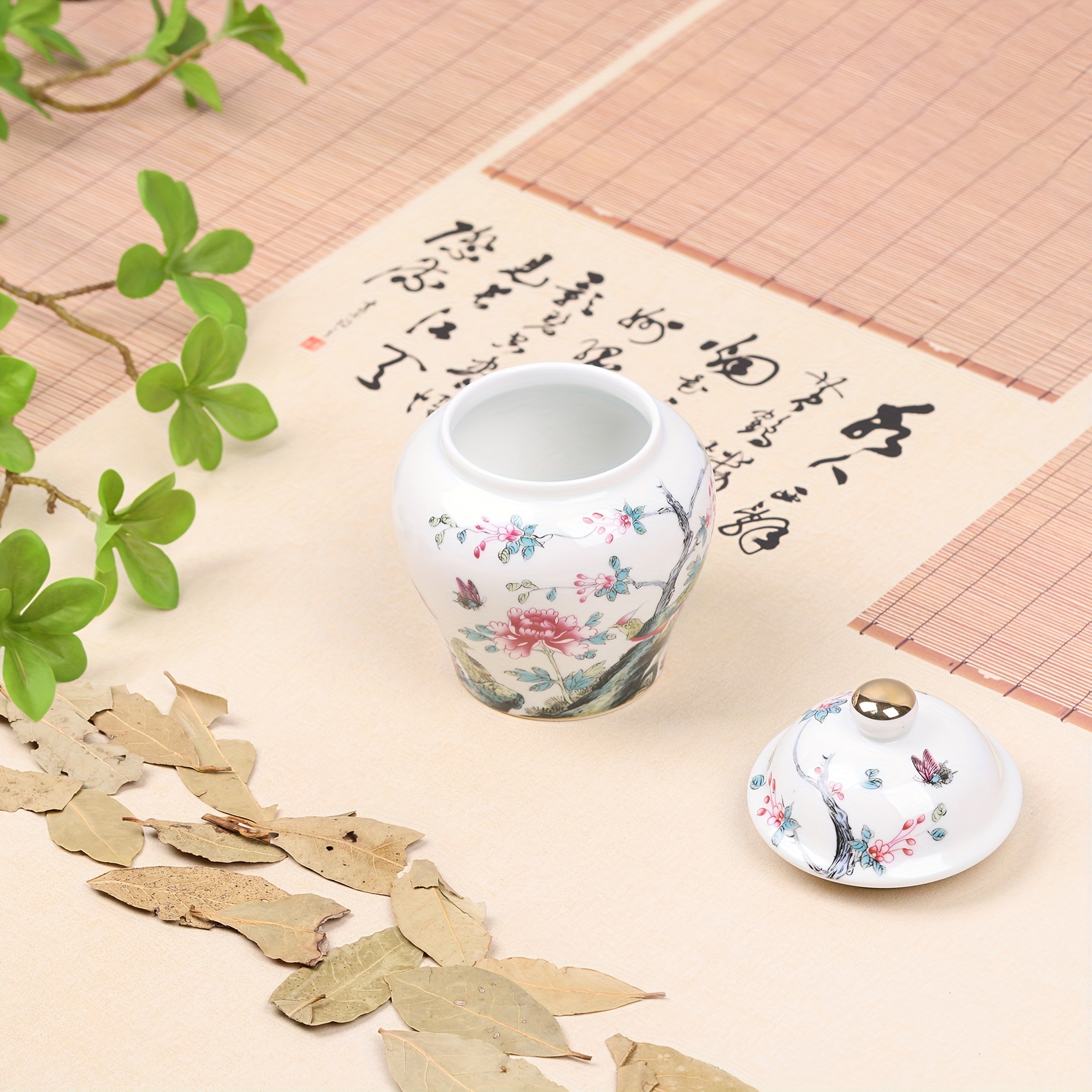 Floral Leaf Chinese Tea Cup With Lid And Saucer