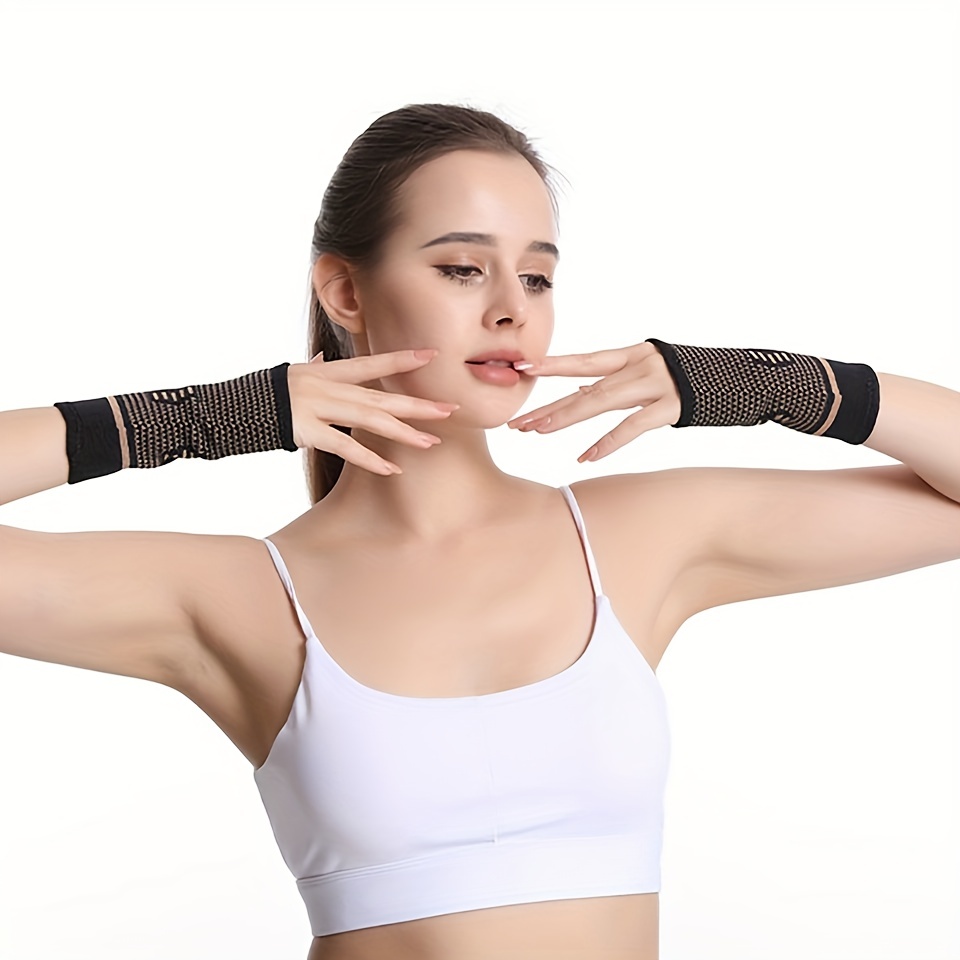 Adjustable Copper Wrist Support for Sports and Weightlifting