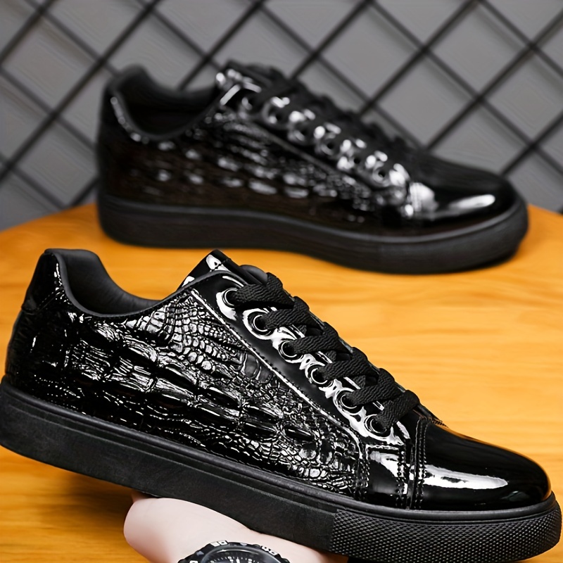 Casual Alligator Leather Lace-Up Sneaker