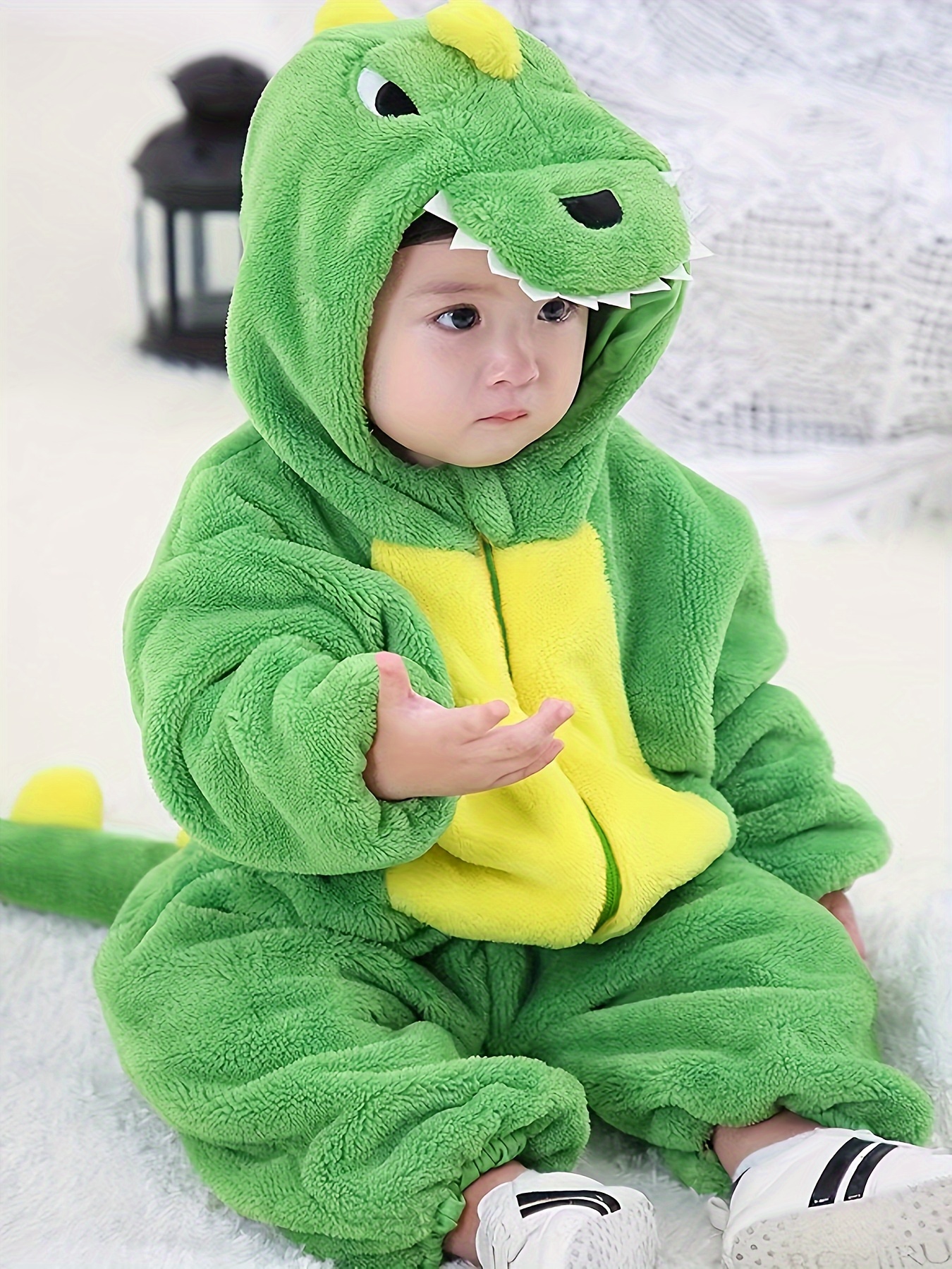 Las mejores ofertas en Dinosaurio Varios Colores disfraces para bebés y  niños