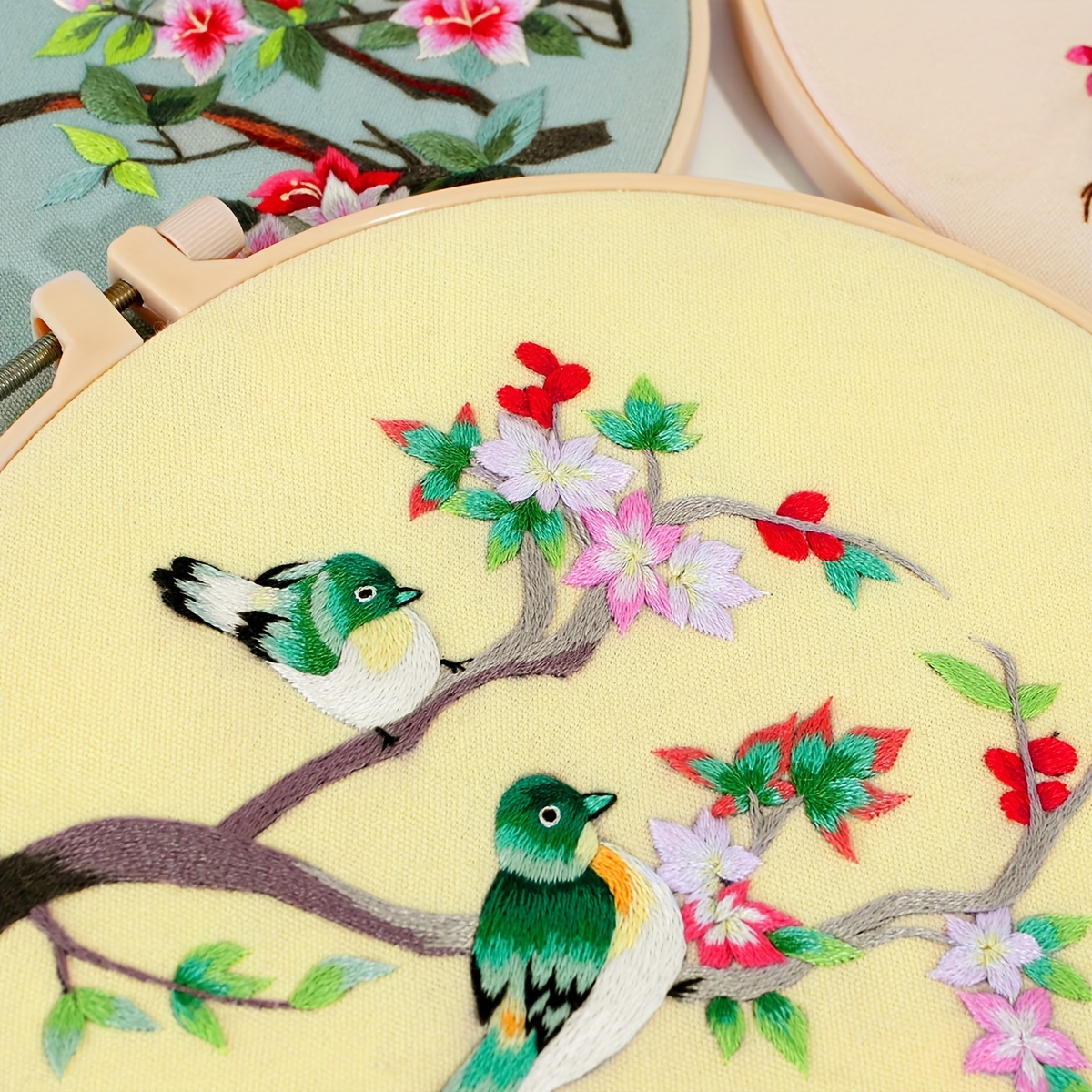 easy-to-use diy embroidery kit flower pattern