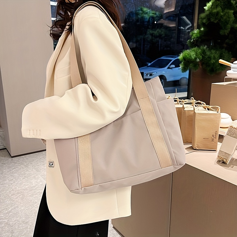 Large Capacity Nylon Tote Bag Solid Travel Storage Bag