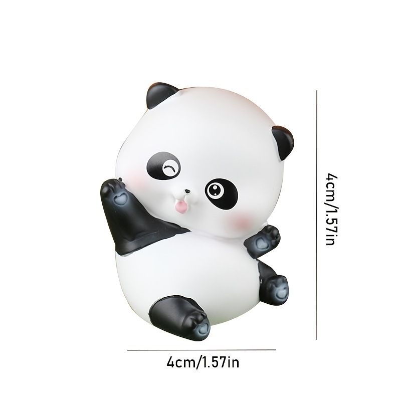 Auto Armaturenbrett Ornament,Cartoon Panda Dekoration Spielzeug Puppe  Dekofigur Auto Innendekoration Desktop Ornamente Tischdeko Für Fensterbank,  Büro,Schreibtisch Kinderzimmer Kreative Geschenke : : Spielzeug