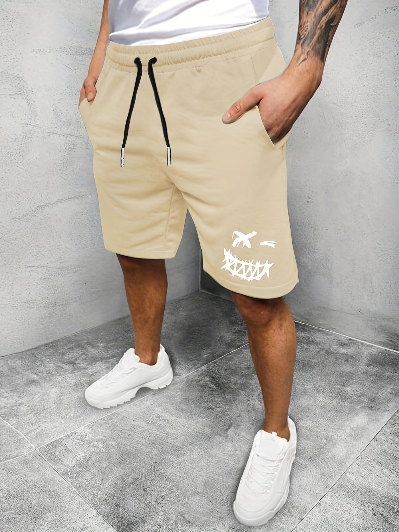 Drawstring Waist Letter Graphic Shorts