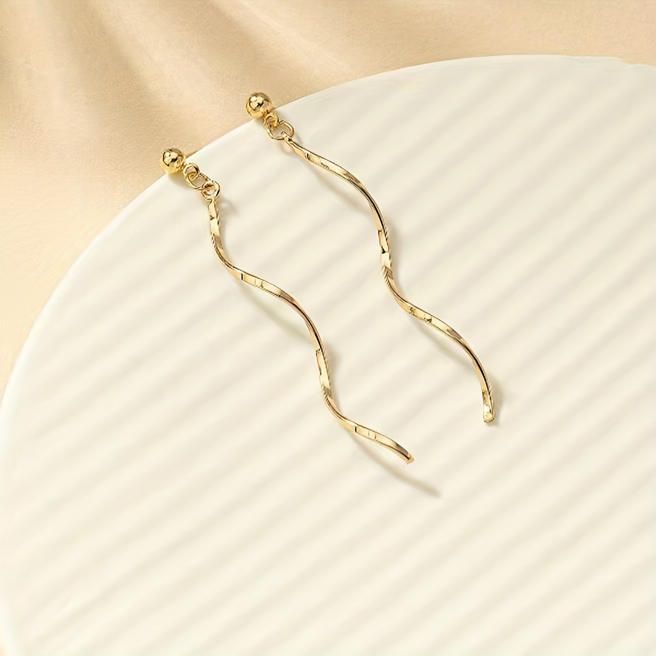 high quality simple style gold wire