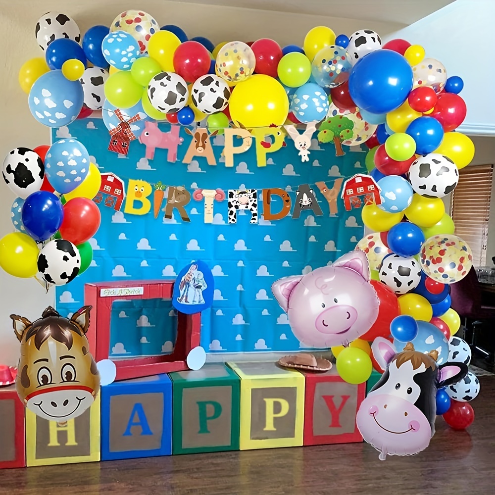 Coloridos globos para el cumpleaños 3 Años Masha y Paraguay