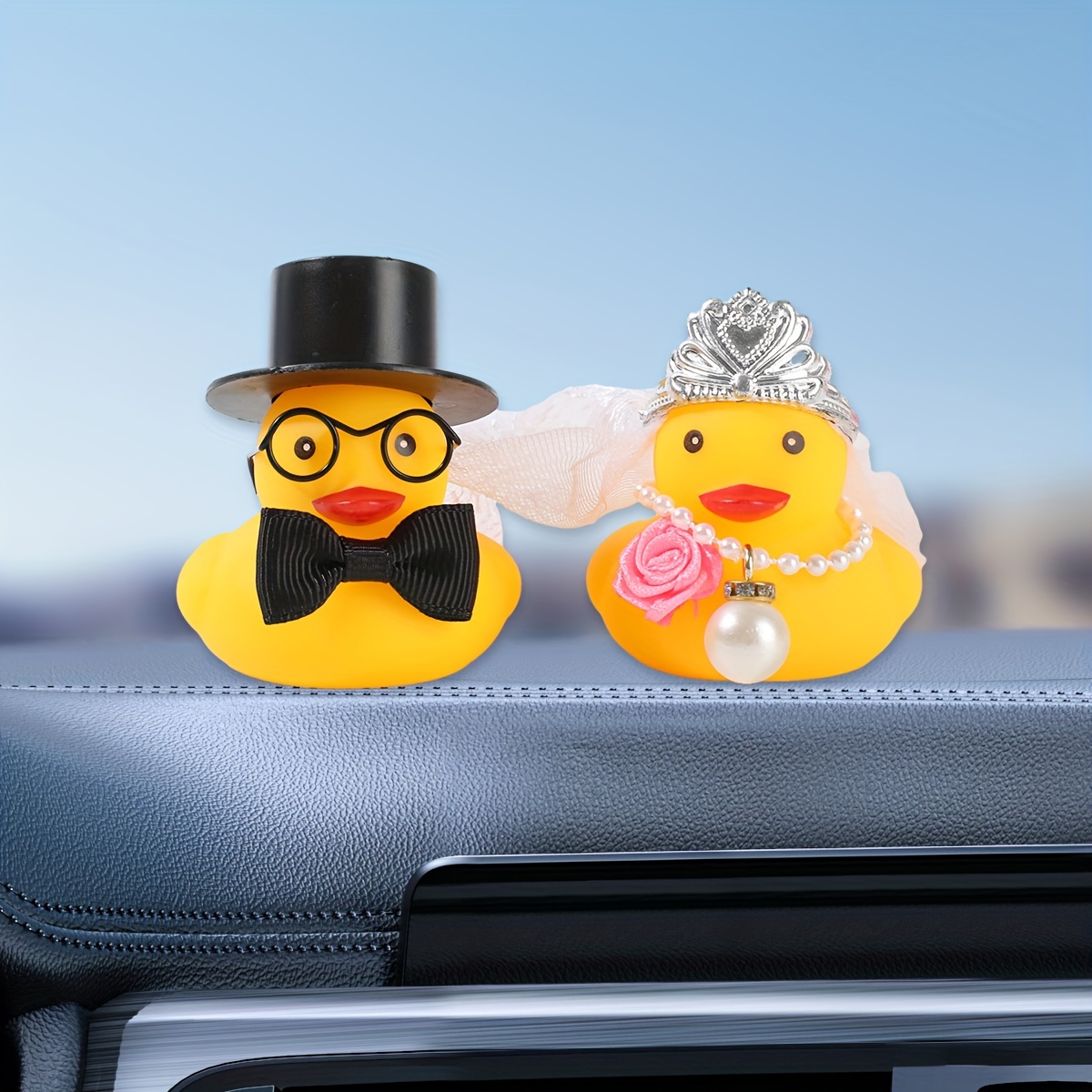 

2 Pcs Wedding Rubber Ducks Ornament Duck Bride And Groom Car Ornament Car Interior Decoration Car Ornament For Car Dashboard