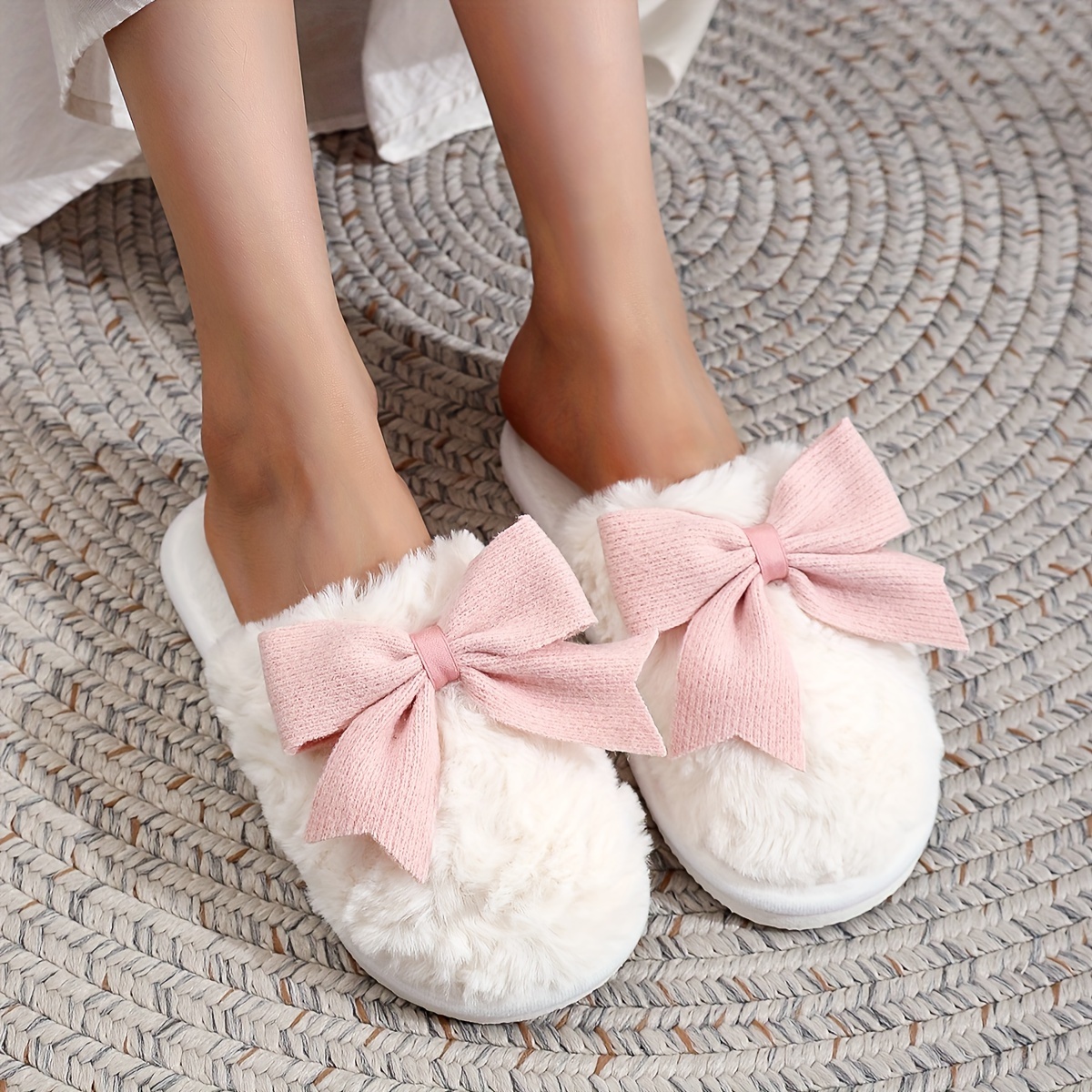 

Fuzzy Bowknot Decor Home Warm Slippers, Soft Sole Flat Closed Toe Cozy Shoes, Non-slip Bedroom Plush Shoes