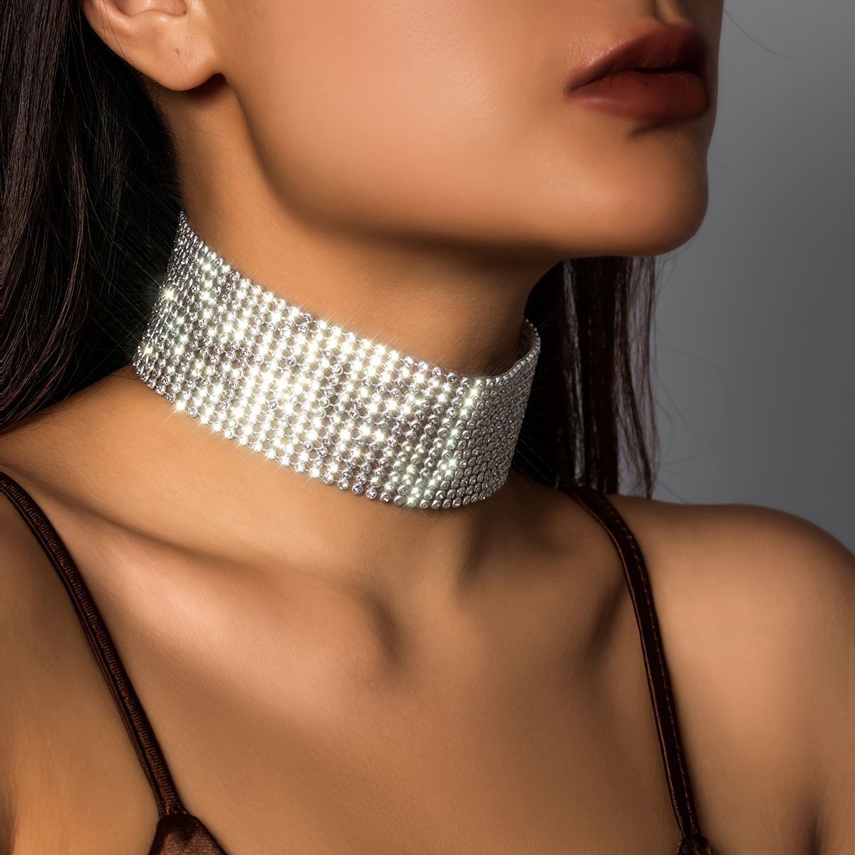 

1pc Sexy Choker Necklace For Women, Resin With Sparkling Crystals, Accessory For Daily And Party , Chunky Necklace