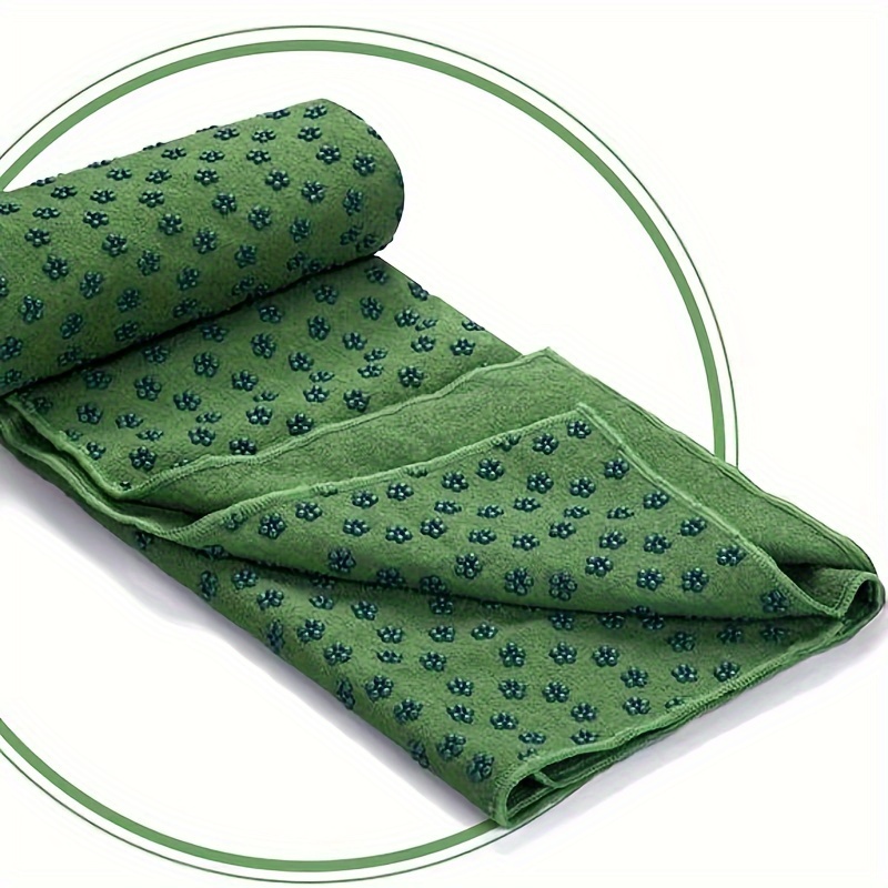 Non Slip Yoga Mat Towel Soft Microfiber Absorbs Sweat for Pilates