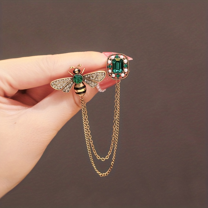 Little Bee Tassel Brooch, Retro Chain Collar Pin