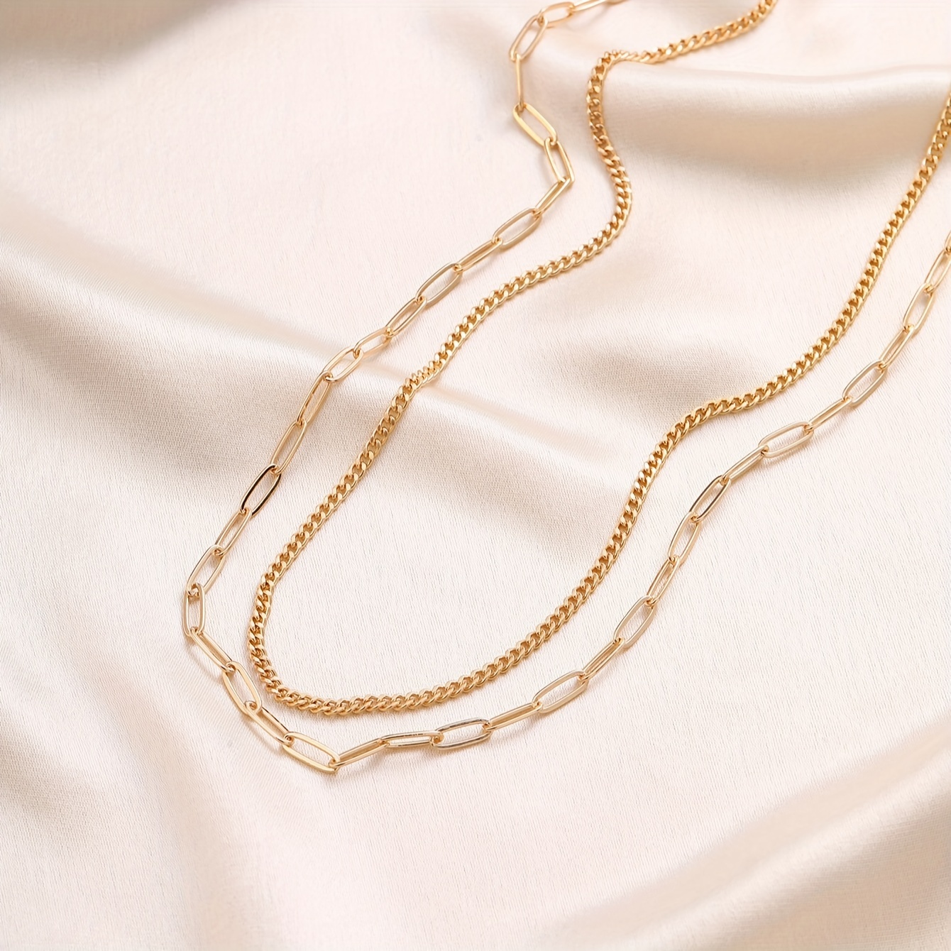 Everyday Paper Clip Chain Necklace Gold