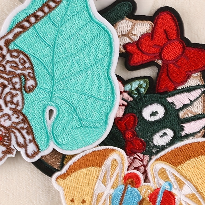 2Pcs Clothing Embroidery Felt Patch Embroidery DIY Cartoon Cate Shaped  Patch Sewing Patches Appliques for Clothes Sewing Size Large(Apricot) 