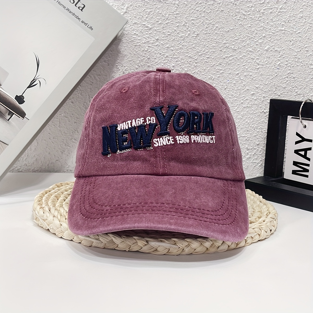 Men's and Women's Baseball Caps, Three-Dimensional Embroidery Caps