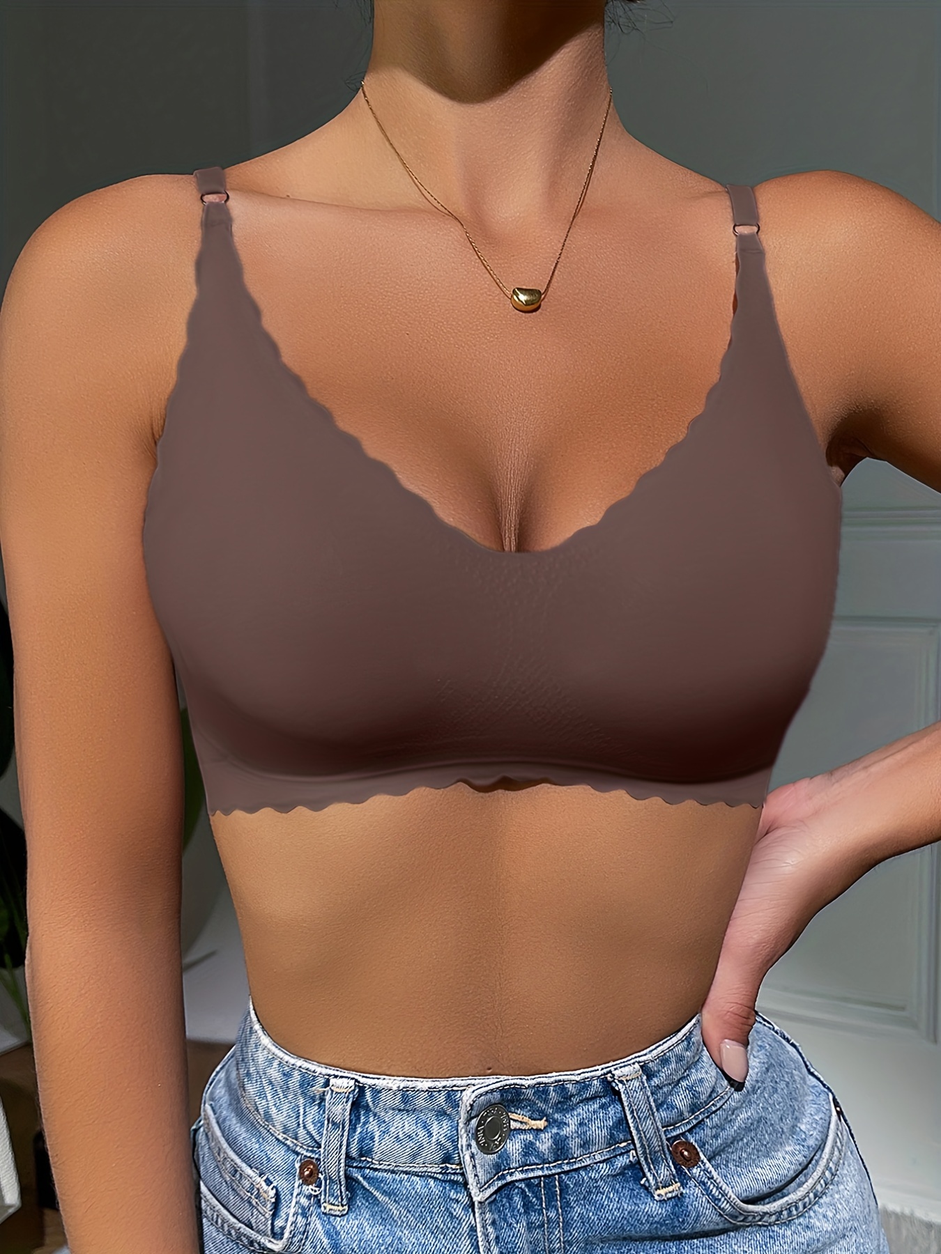 Soft seamless bra