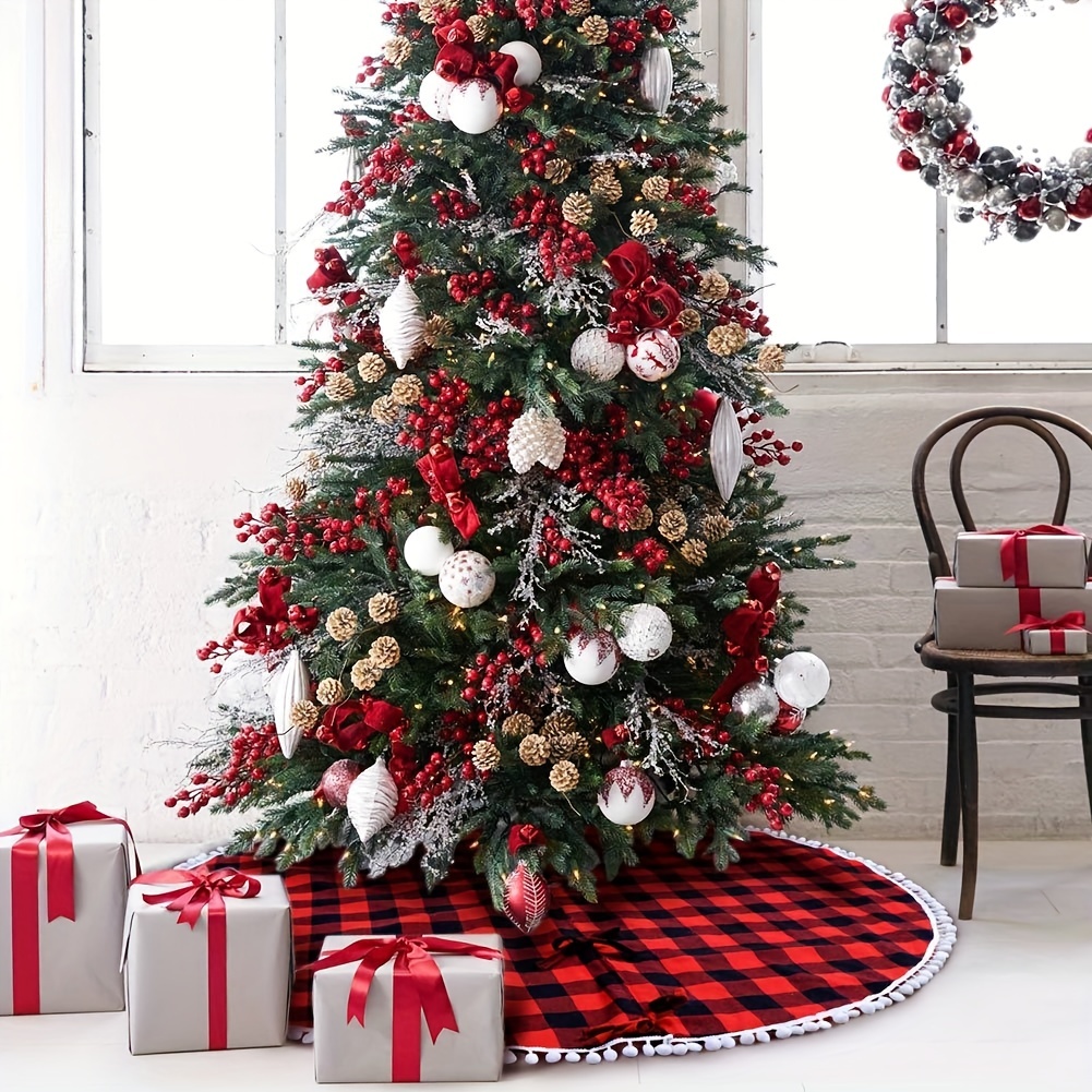 Black plaid hotsell tree skirt