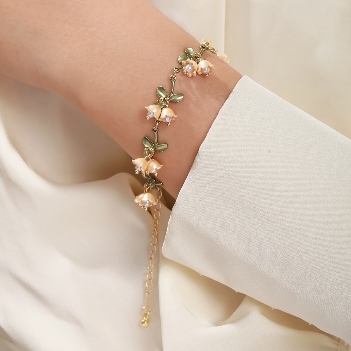 

1pc Flower Leaf Bracelet Elegant Hand Jewelry Decoration For Women Daily Wear Party Prom Hand Decoration