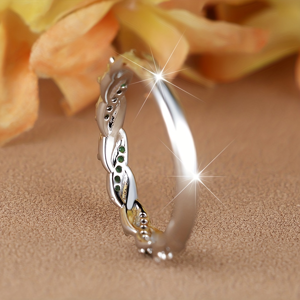 Intertwined Ring Inlaid with Shining Green Zircons, Boho Style