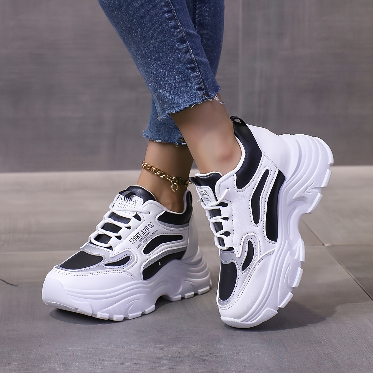 Women's Platform Sneakers, Casual Lace Up Outdoor Shoes, Comfortable Low  Top Faux Leather Shoes