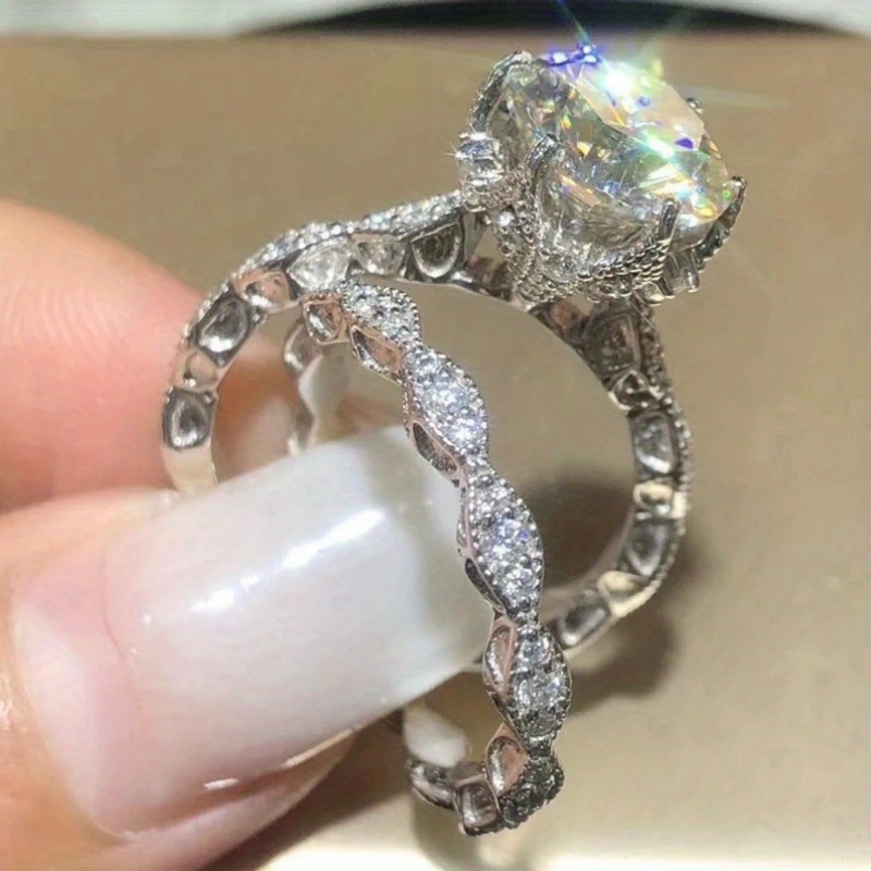 Anillo de compromiso de cardi online b