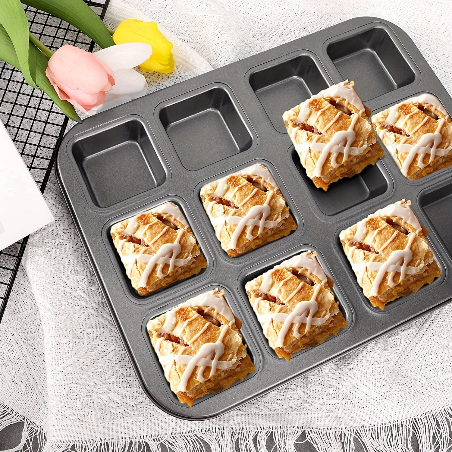 Beasea Mini Loaf Pan 8 Cavity, Nonstick Bakeware Square Bread  Pan, Carbon Steel Mini Loaf Bread Pan Cake Pans for Baking Oven: Home &  Kitchen