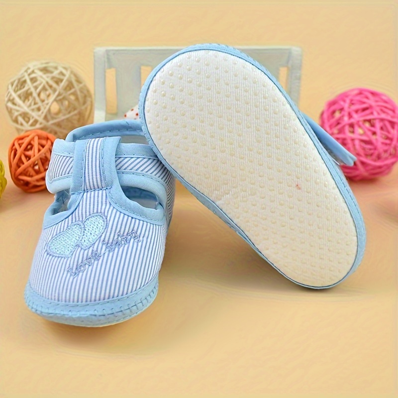 Cute Heart Comfortable Sneakers For Baby Girls, Lightweight Non Slip Shoes For Indoor Outdoor Walking, Spring And Autumn