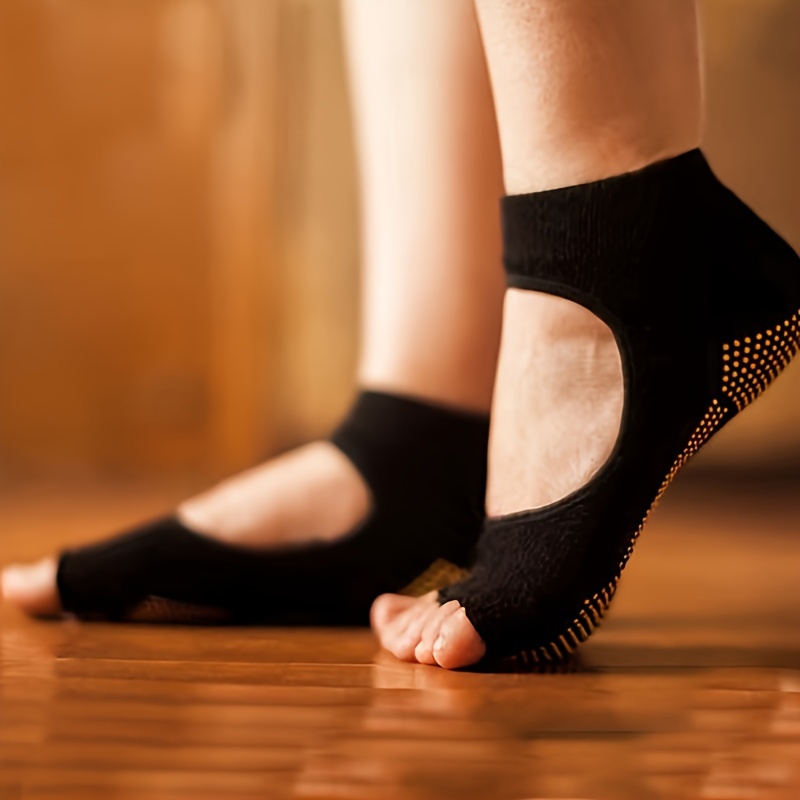 Non Slip Yoga Socks with Grip Toeless Anti-Skid Pilates Barre