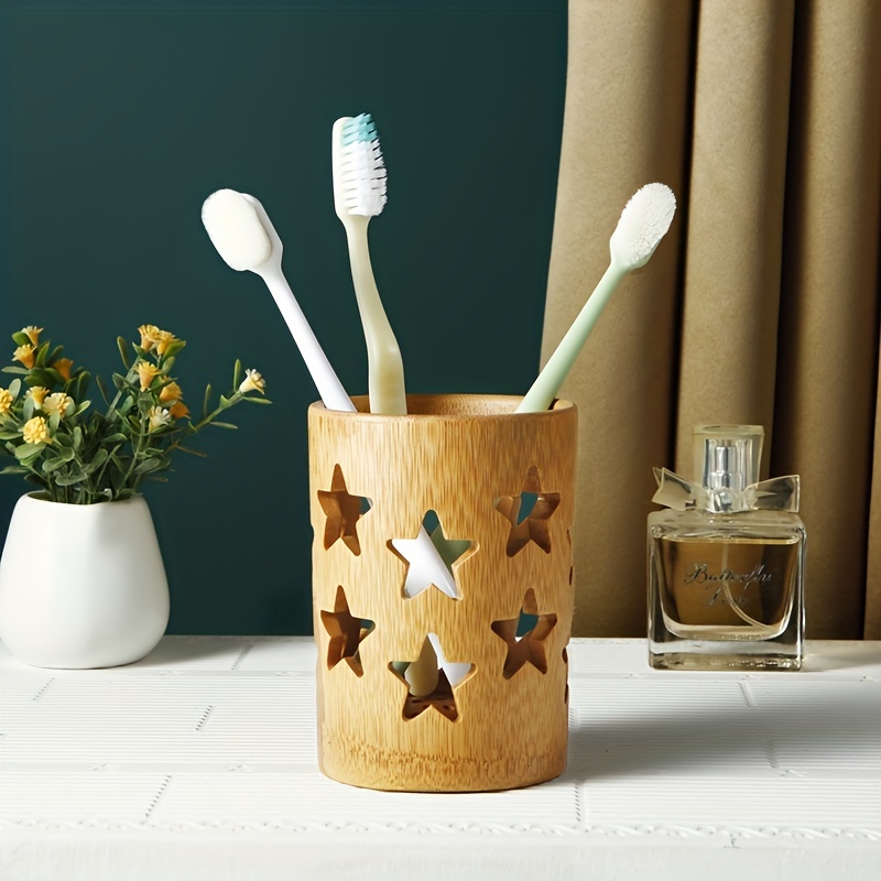 CHANEL Ceramic Vase / CHANEL Brush Holder