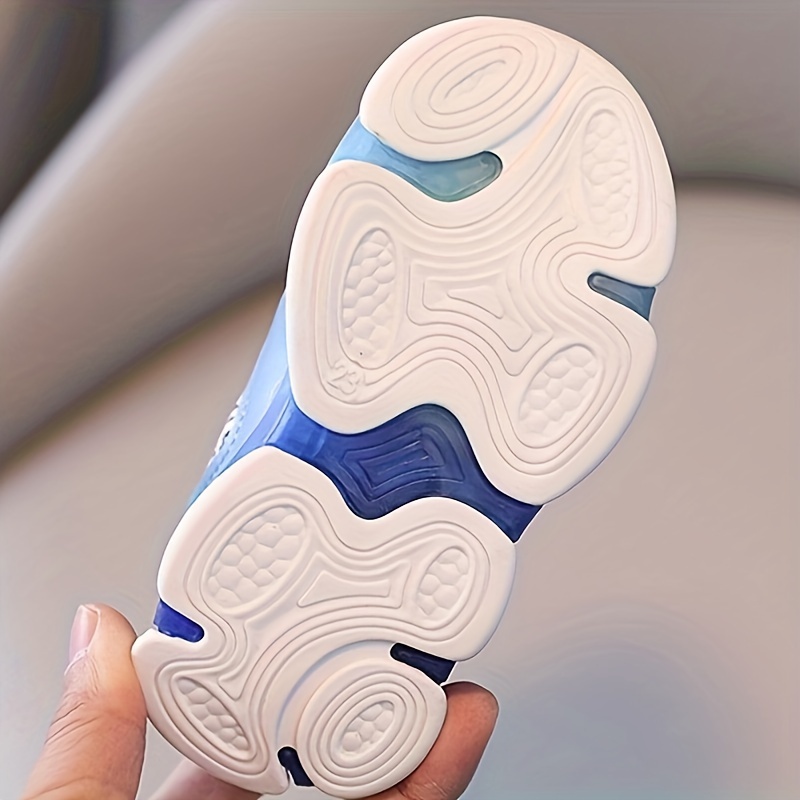 Boys Mesh Sneakers Light Breathable Non slip Shoes