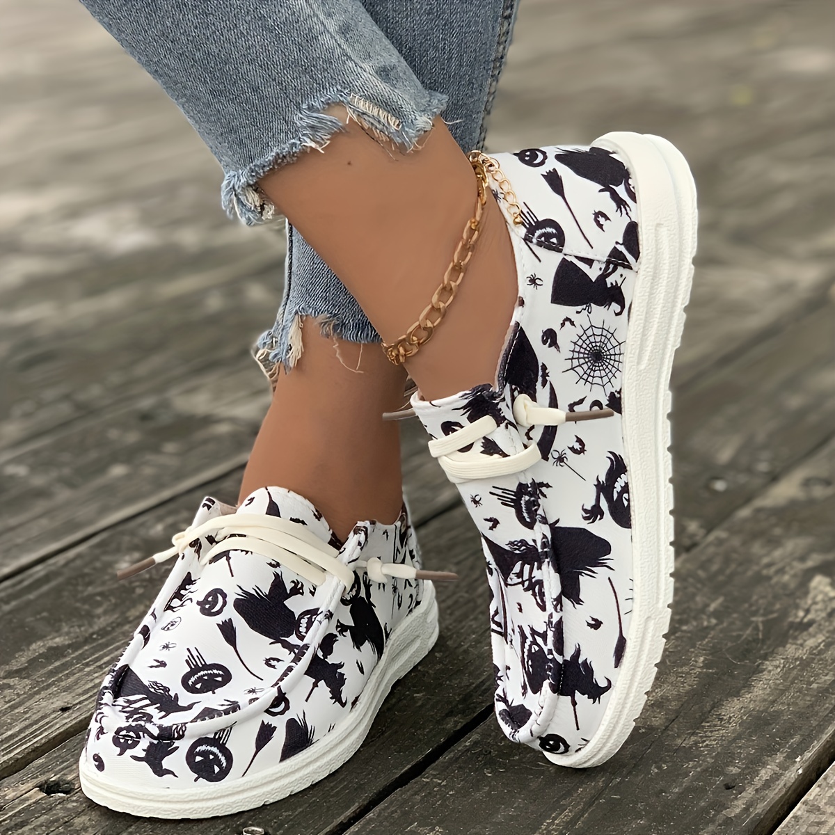 Halloween Scary Print Lightweight Skate Shoes