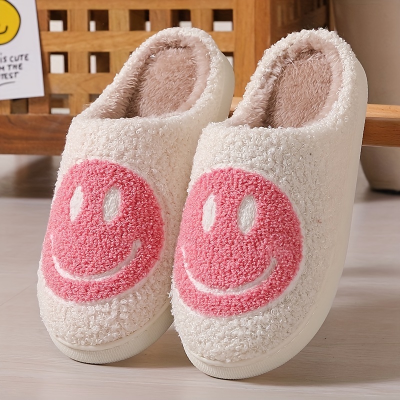 Women's Smile Face Pattern Slippers Plush Lined Slip On Shoes