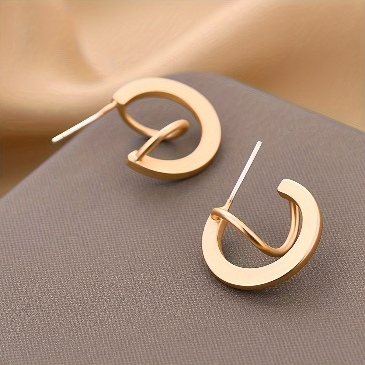 

1 Pair Geometric Trendy Style Hoop Earrings, Simple Line Crossed Hoop Earrings, Bohemian Style 14k Gold Plated Hoop Earrings Jewelry