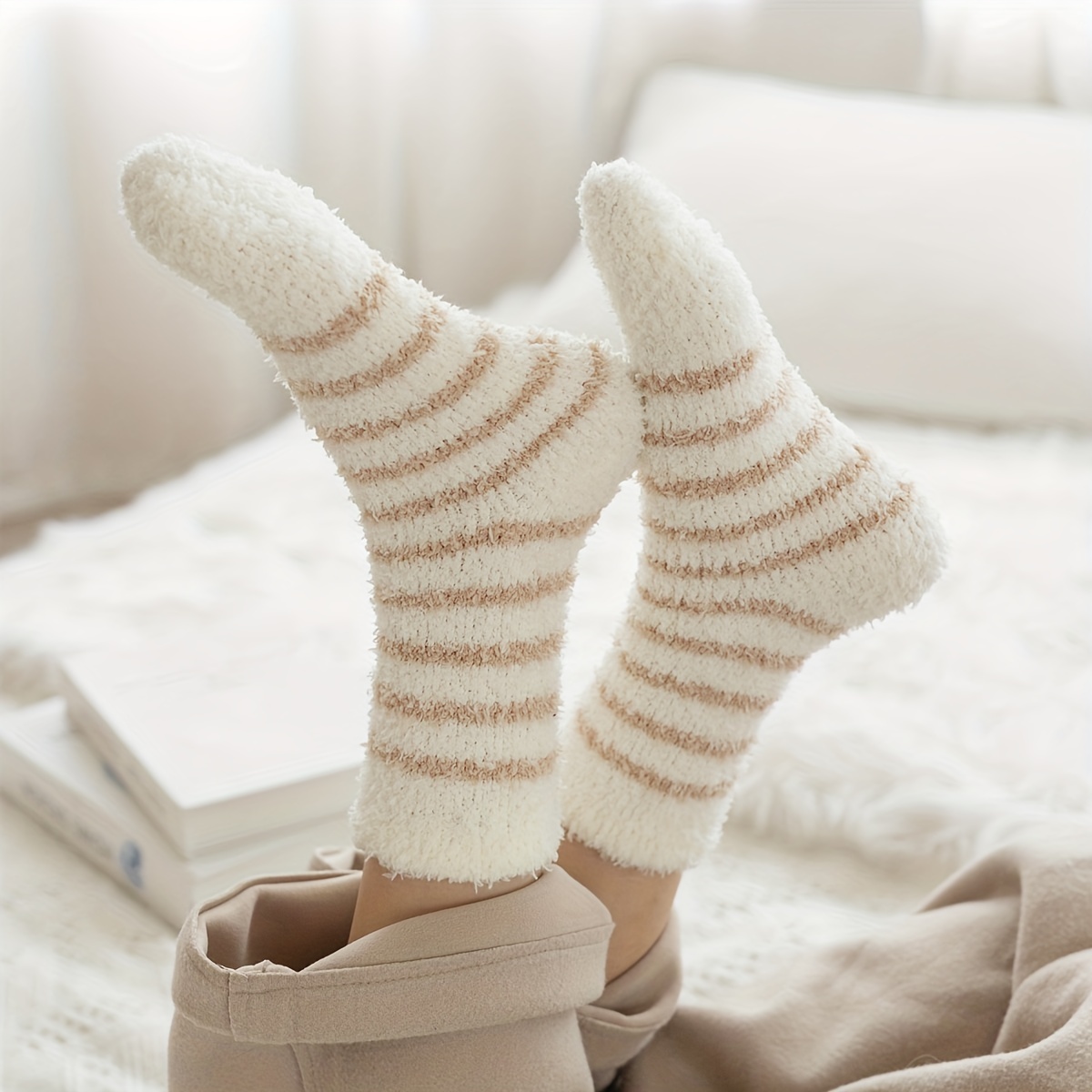 Women's Fuzzy Thicker Warm Medium Tube Socks Grips Fleece - Temu