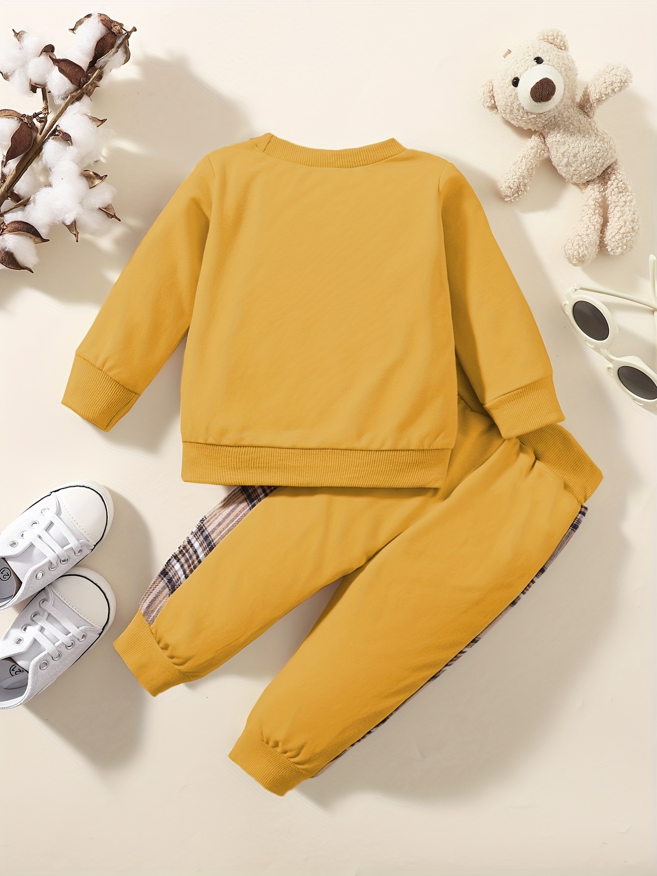 Mustard store yellow sweatsuit