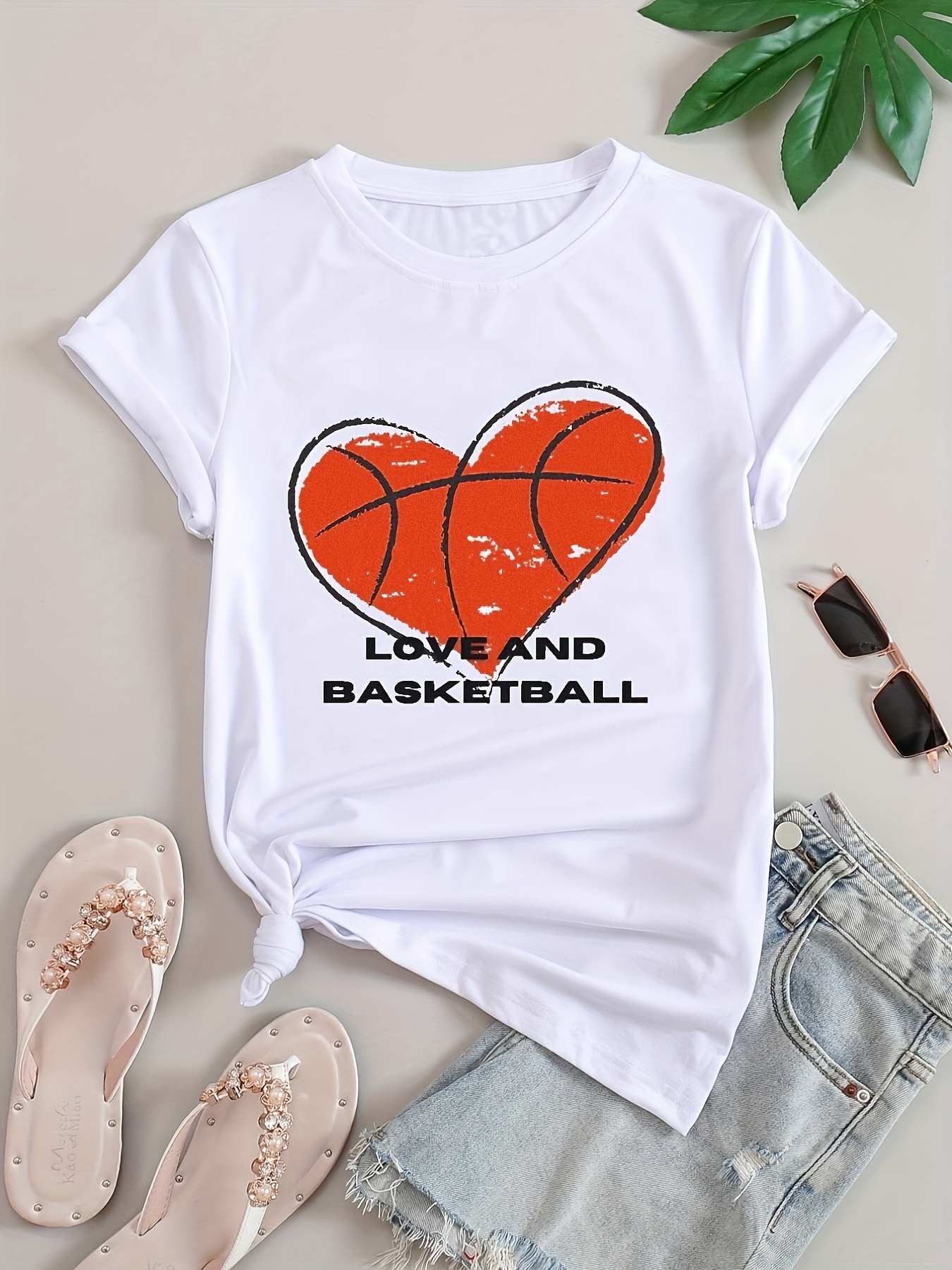 I Love Basketball - Basketball Graphic Tees For Sports T-Shirt