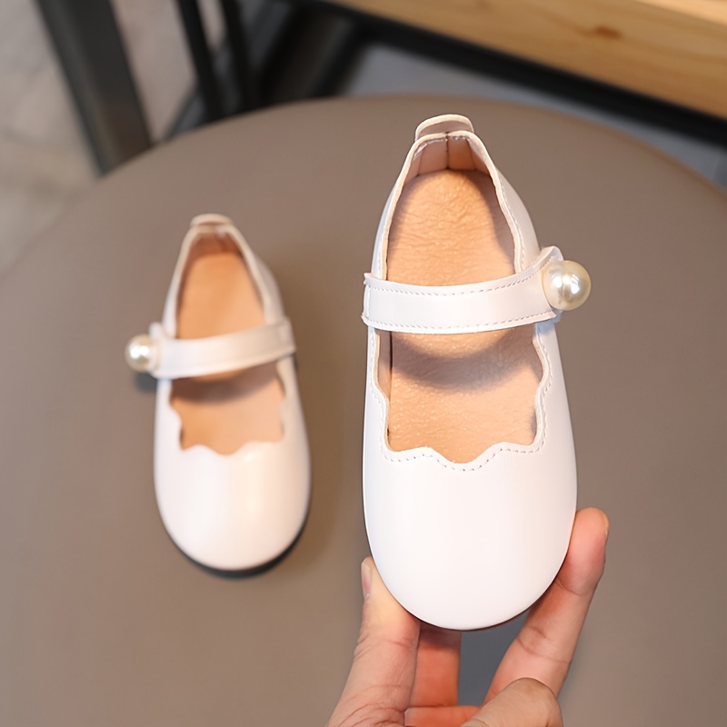 Infant white mary deals jane shoes