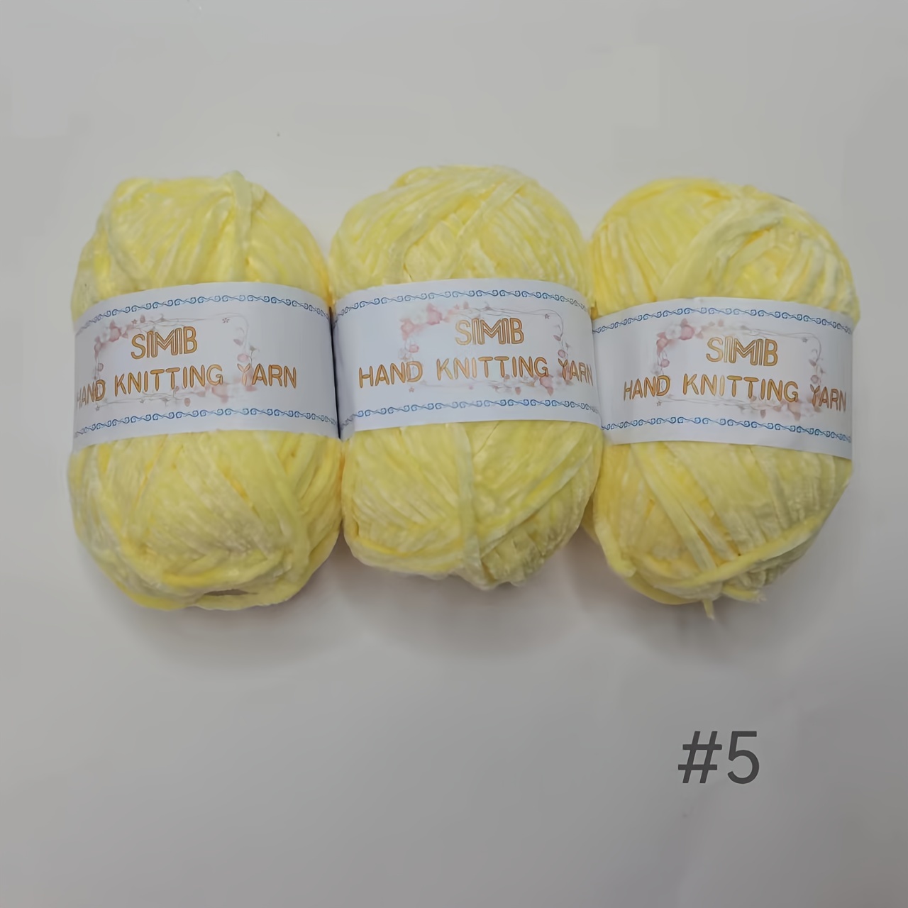 Idiy Chunky Yarn 3 Pack (24 Yards Each Skein) Light Grey Fluffy Chenille Yarn Perfect for Soft Throw and Baby Blankets, Arm