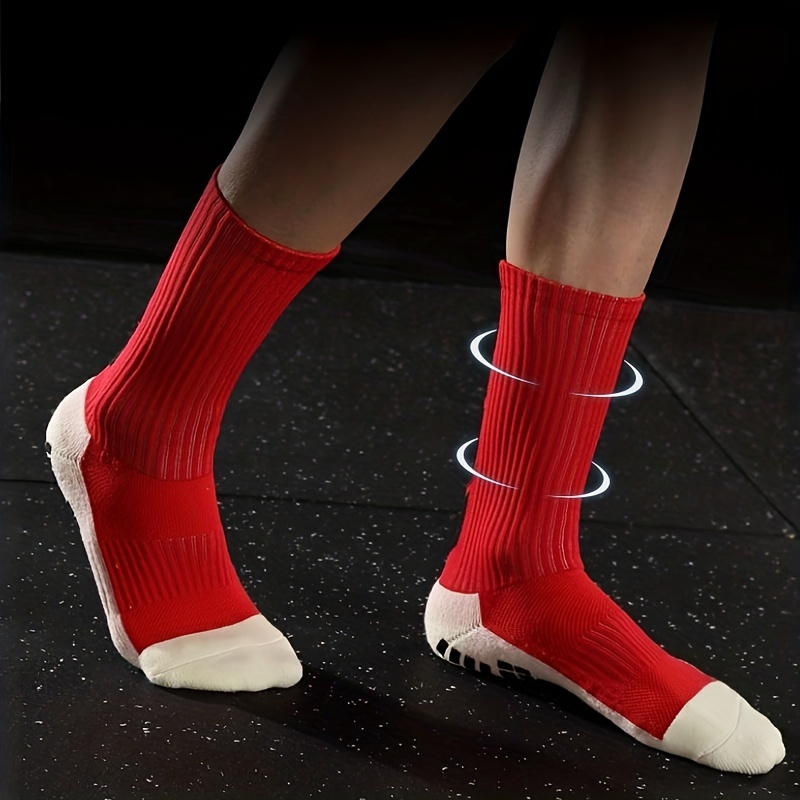 Calcetines deportivos antideslizantes para hombre Mujer 2-3 pares de agarre  de fútbol Calcetines con almohadillas de goma antiampollas Calcetines  deportivos gruesos transpirables Calcetines deportivos - China Calcetines  Zhuji y calcetines para hombre