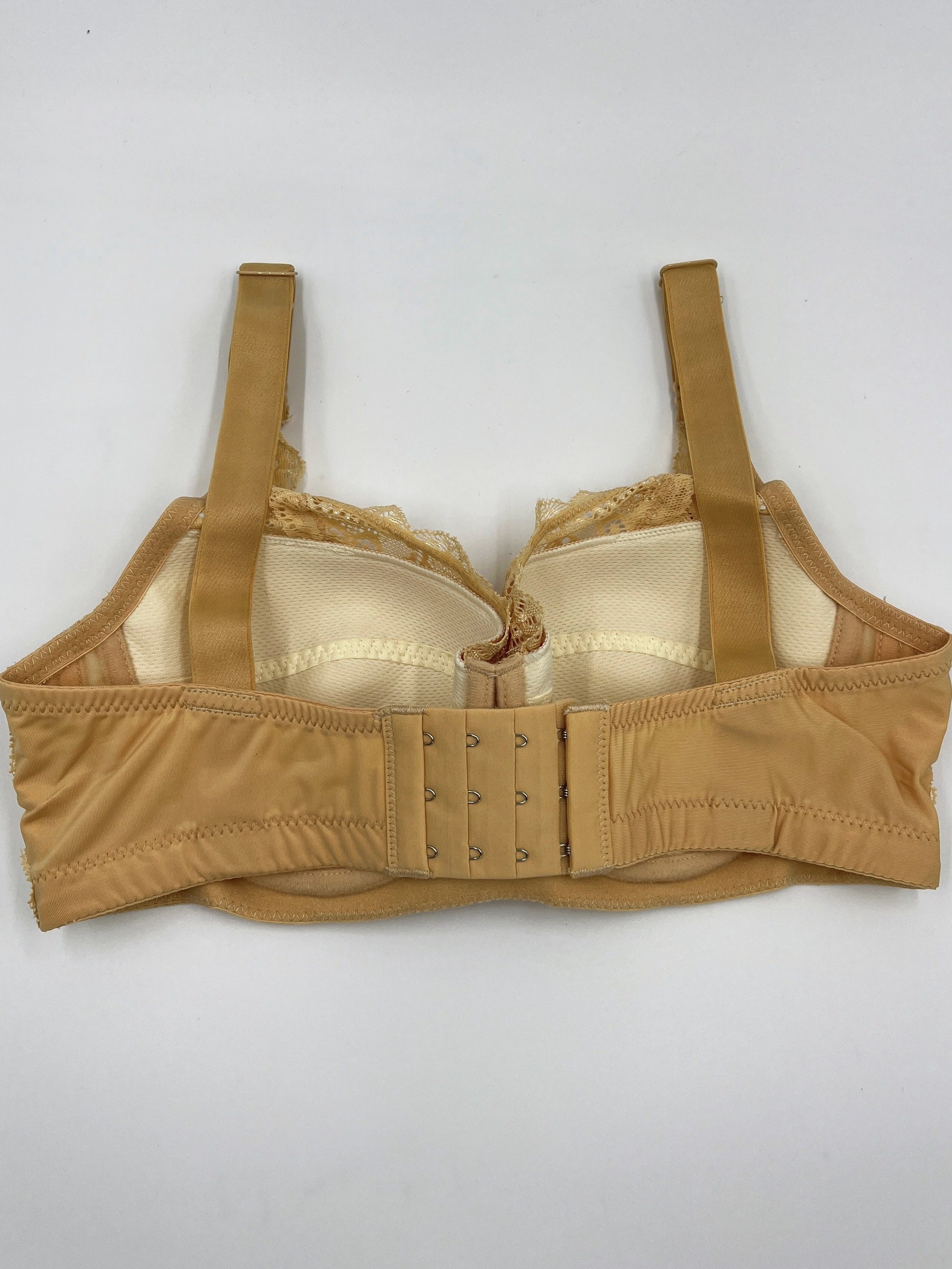 Ultra Thin Lace Bra And Panty Set Back With Stones Push Up Bandage Bra For  Women 2020 New Arrival A D Cup From Luo02, $12.53