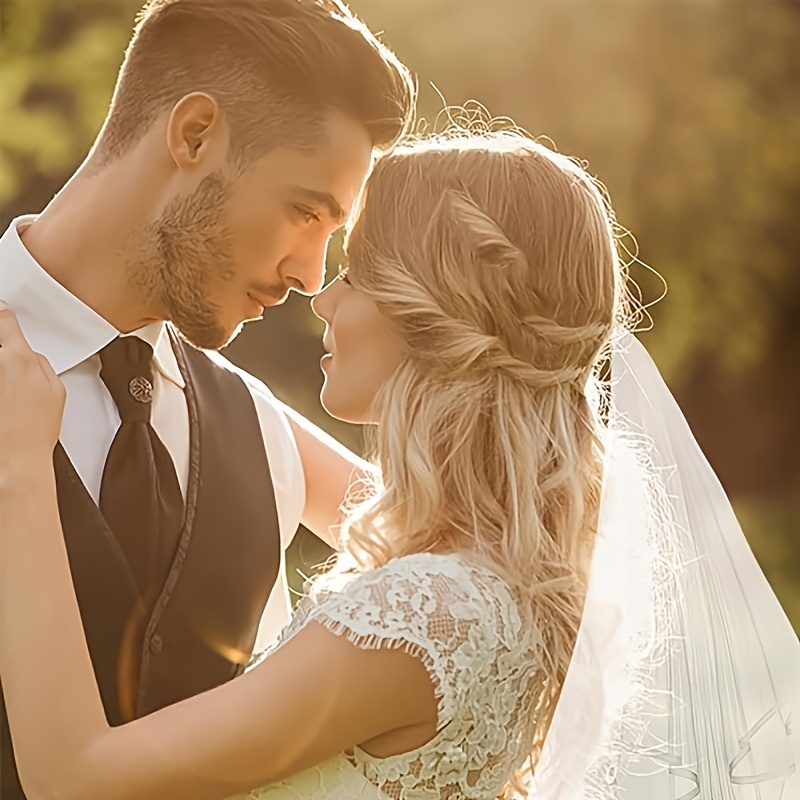 Velo da Sposa in Tulle Bianco con Bordino a Contrasto Bianco - Idea Regalo  Originale per Addio al Nubilato, Futura Sposa