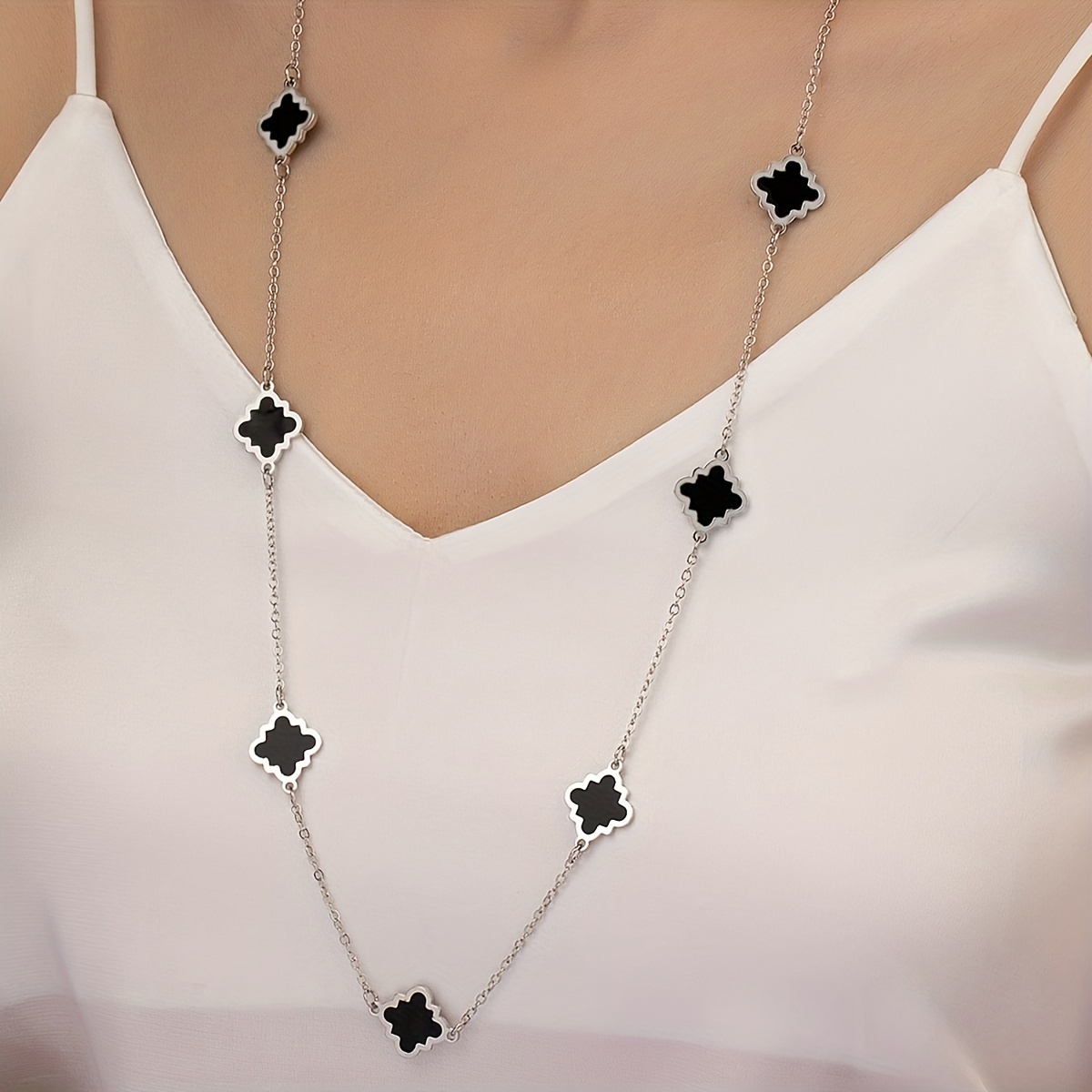 Black Clover Necklace With Zircons Onyx Four Leaf Necklace 